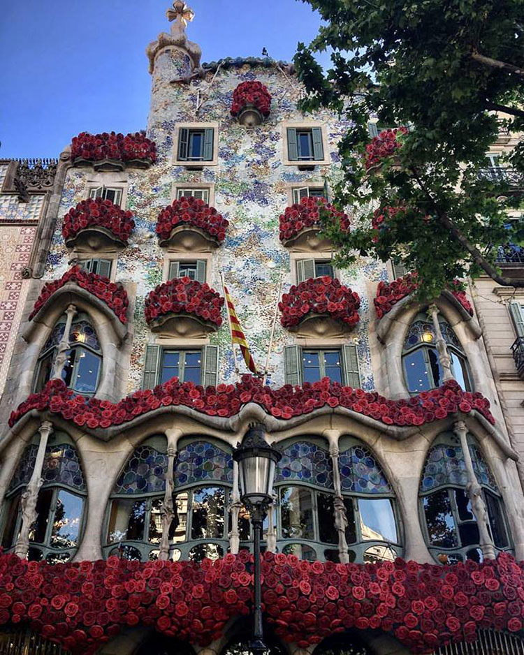 Gaudí-Casa-Batlló-HomeLifeStyle-Maria_Algara_Regàs