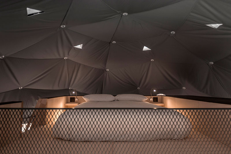 domes-charlevoi-lechasseur-petite-bed-homelifestyle-magazine