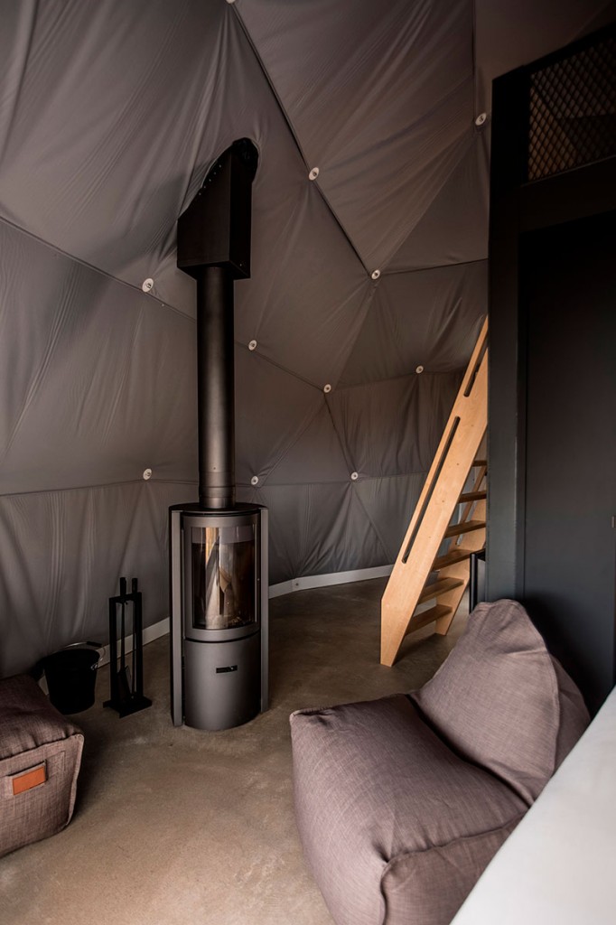 domes-charlevoi-lechasseur-petite-room-riviere-homelifestyle-magazine